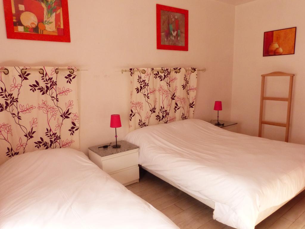 Logis Hôtel Au Croissant Buzançais Extérieur photo