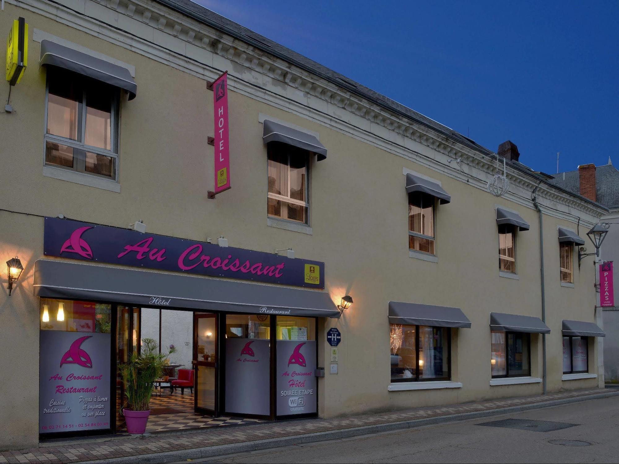 Logis Hôtel Au Croissant Buzançais Extérieur photo